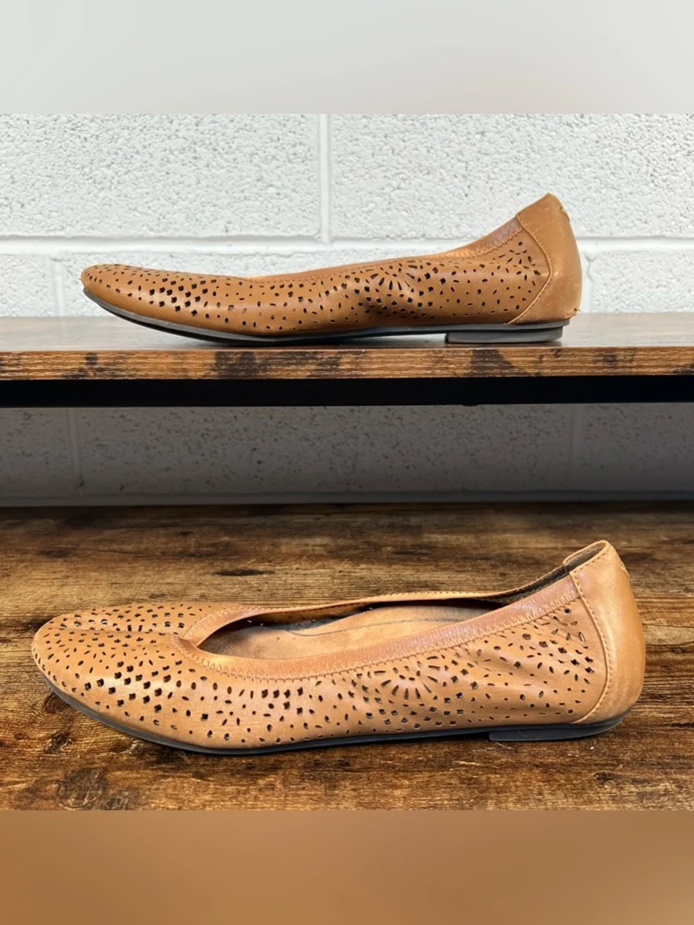 Vionic Ballet Flat Slip On Casual Shoes Brown Cutout Women's 9.5 - Picture 2 of 9